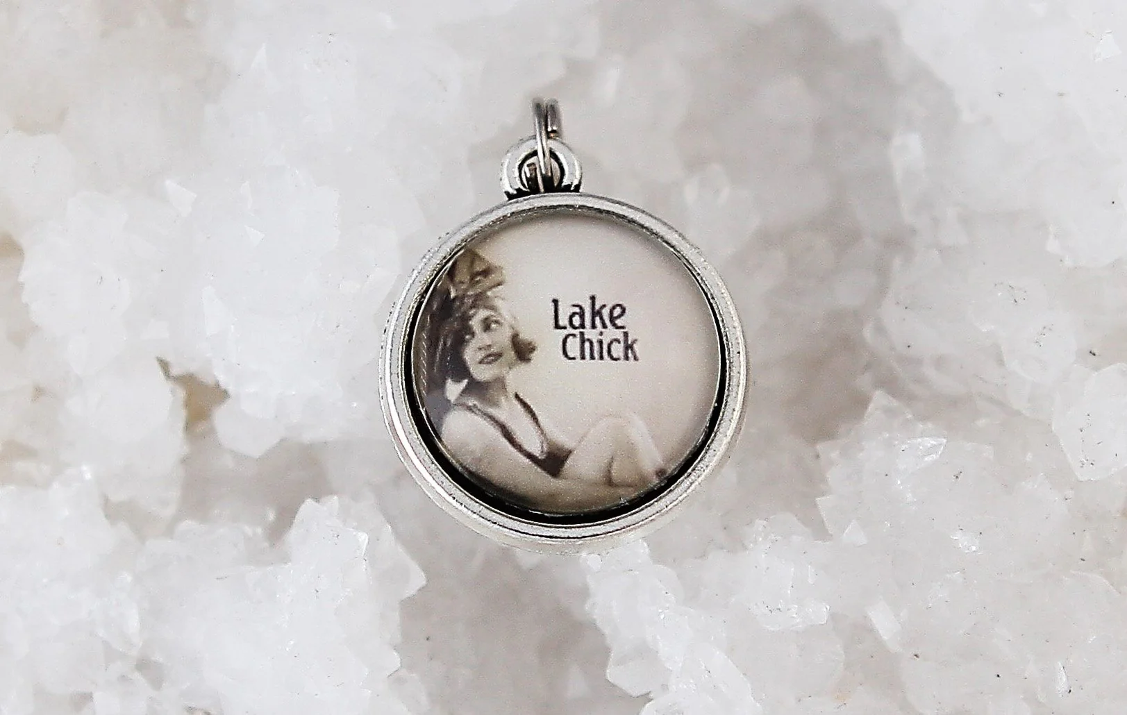 Live Love Lake Double Bubble Charm - Image 2